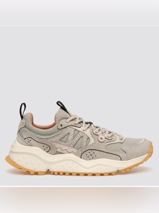 Flower Mountain Shoes - NWT Flower Mountain SOLIN UNI
Suede and technical fabric sneakers - Light grey